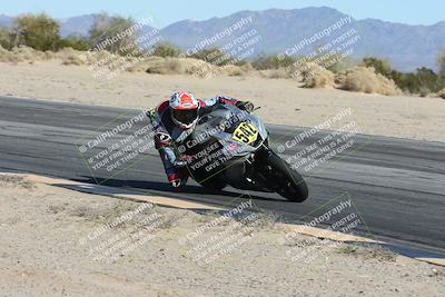 media/Dec-06-2025-CVMA (Sat) [[4a896cc04c]]/Race 5-Amateur Formula Middleweight/